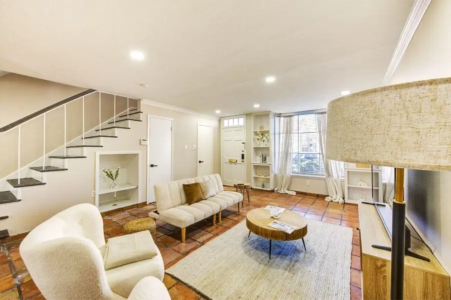 6405 Ella Lee Lane, Houston, TX 77057 - Image #3