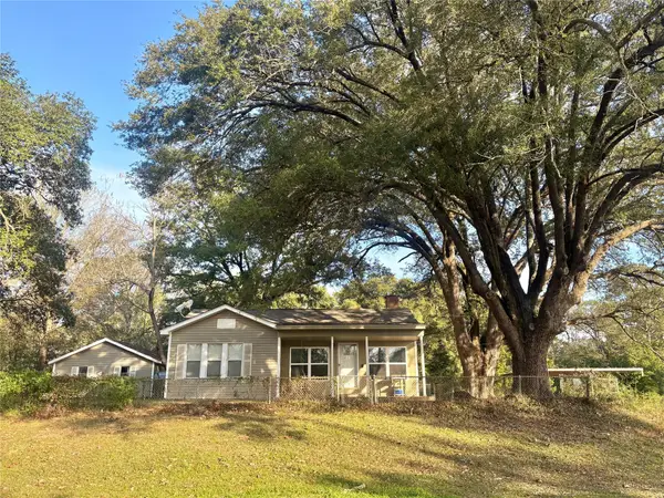 408 W Elder Street, Colmesneil, TX 75938