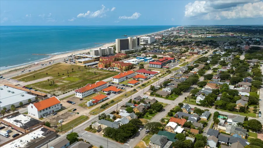 4711 Sherman Boulevard, Galveston, TX 77551 - Image #3