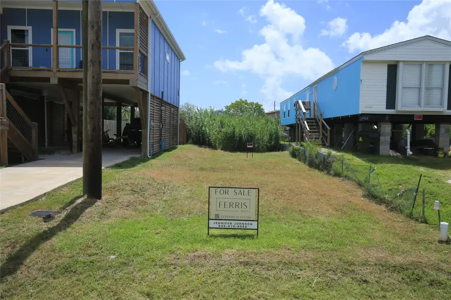 917 13th Street, Dickinson, TX 77539 - Image #2