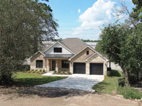 28102 Linda Lane Lane, Tomball, TX 77375