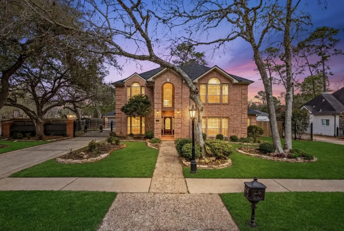 1201 Arbre Lane, Friendswood, TX 77546 - #1