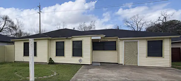 9314 Ashville Drive, Houston, TX 77051