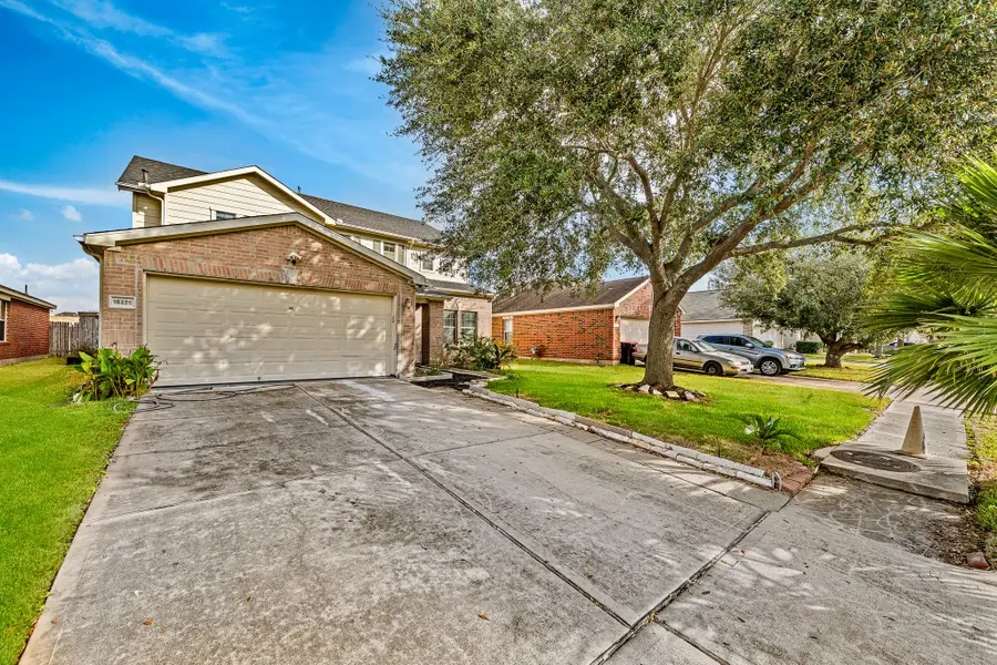 16326 Virginia Grace Drive, Sugar Land, TX 77498 - Image #2