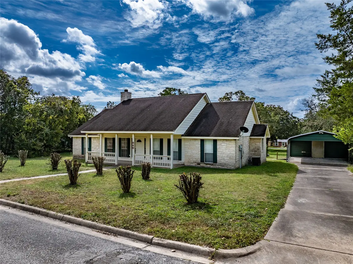 949 N Horton Street, La Grange, TX 78945 - #1
