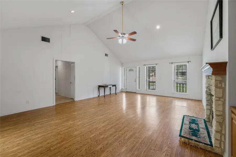 949 N Horton Street, La Grange, TX 78945 - #3