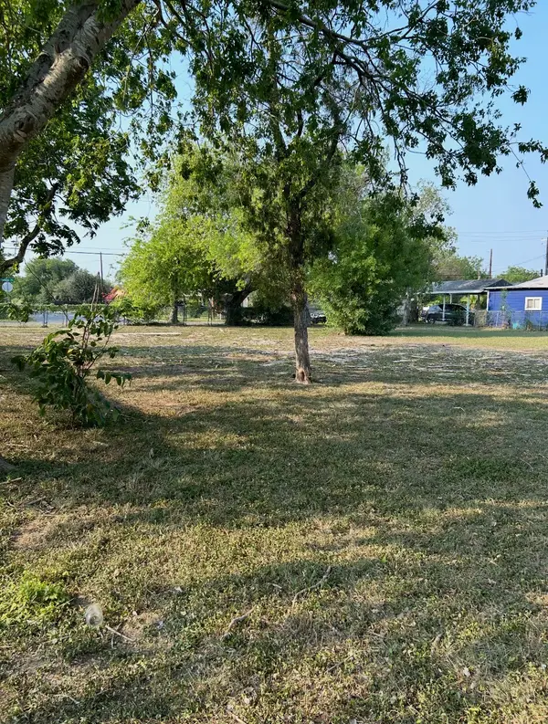 1121 W Jefferson Avenue, Harlingen, TX 78550