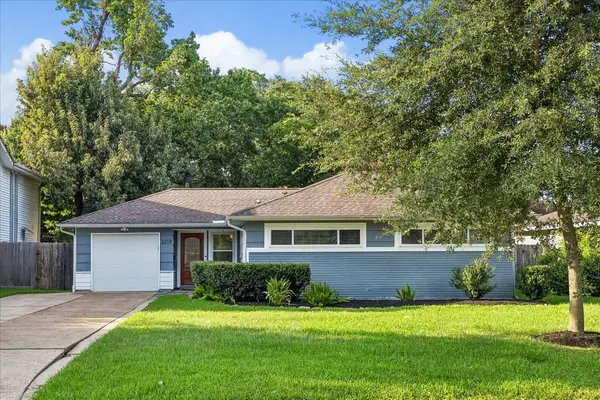 2214 Saxon Drive, Houston, TX 77018
