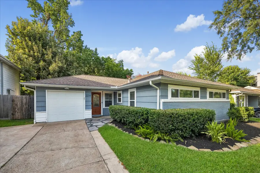 2214 Saxon Drive, Houston, TX 77018 - #2