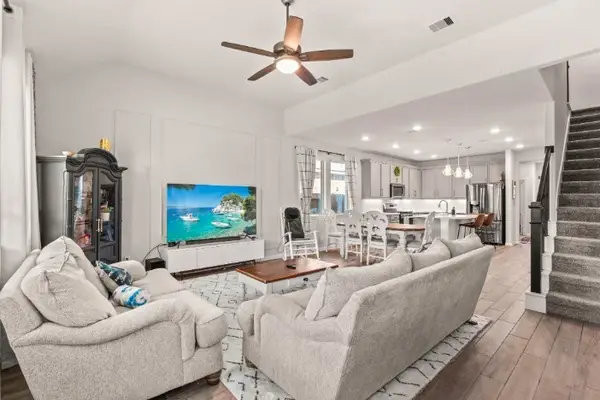 20003 Wild Horse Hollow Lane, Tomball, TX 77377