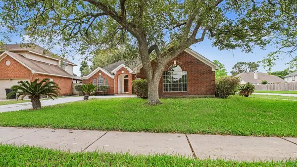 3100 Bay Breeze Drive, Dickinson, TX 77539