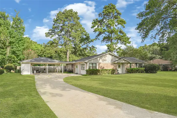20 Skylark Street, Dayton, TX 77535