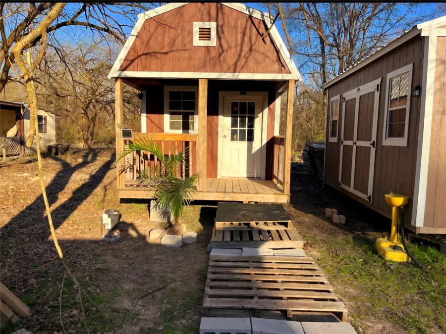 44 Caney Creek Drive, Huntsville, TX 77320 - Image #2