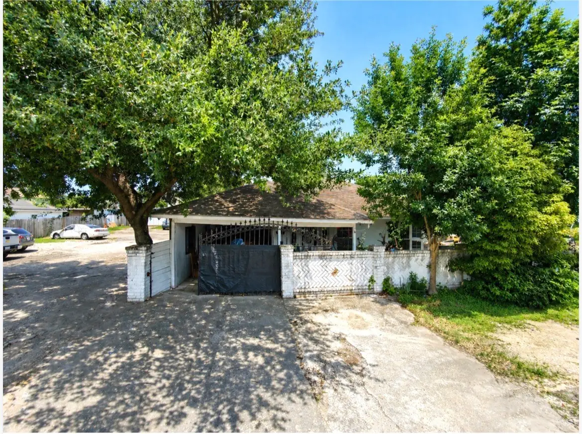 2525 Warwick Road, Houston, TX 77093 - #1