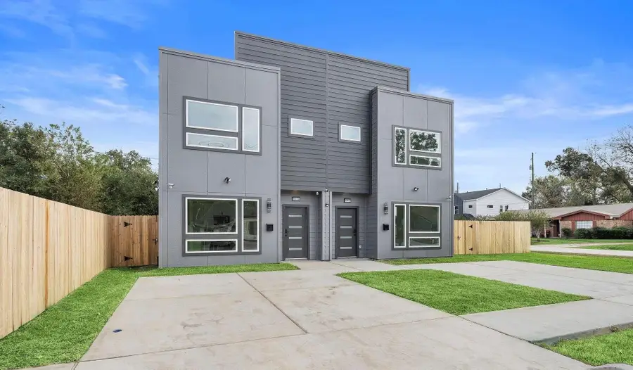 9315 Ashville Drive, Houston, TX 77051 - #2