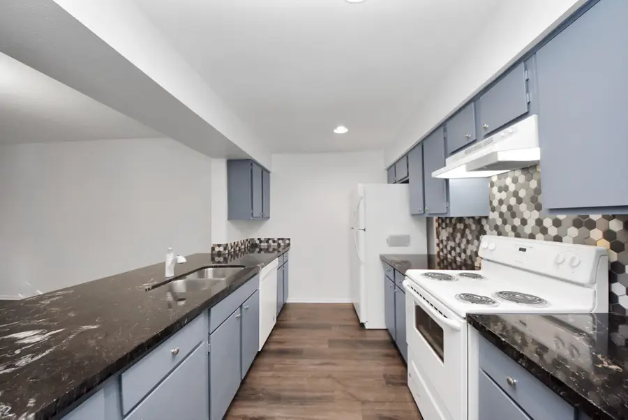 1635 Prairie Mark Ln Lane, Houston, TX 77077 - Image #2