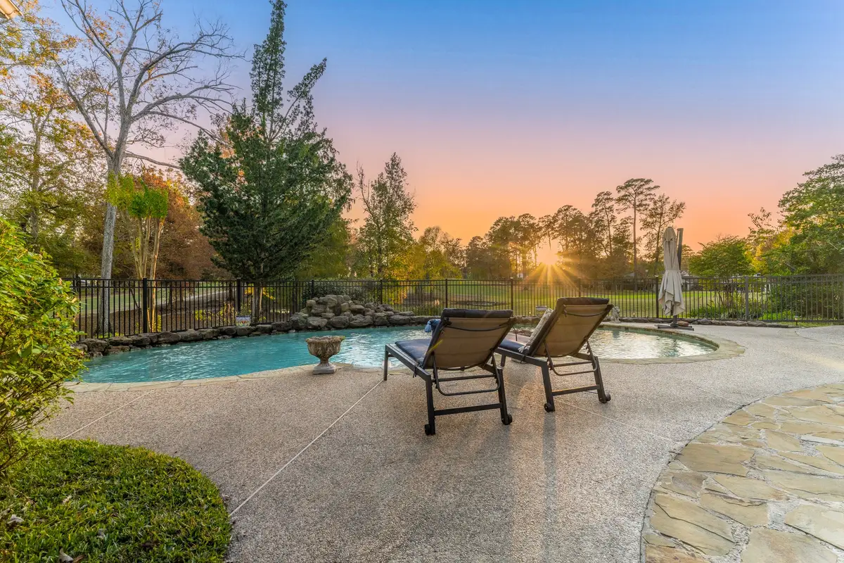 20 Amherst Court, Conroe, TX 77304 - Image #1