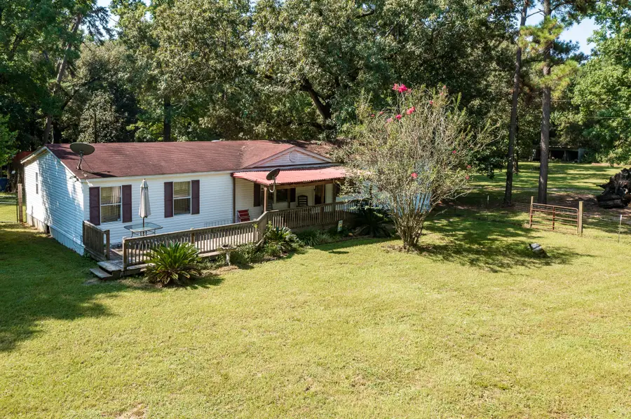 219 Beau Lane, Goodrich, TX 77335 - Image #2