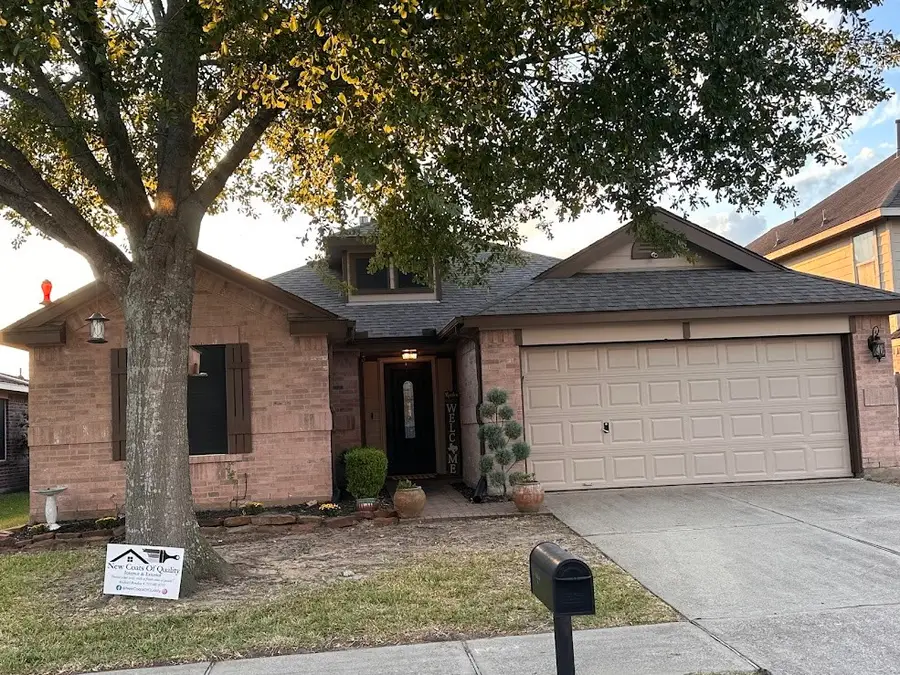 831 Charles Place, Baytown, TX 77521 - Image #3