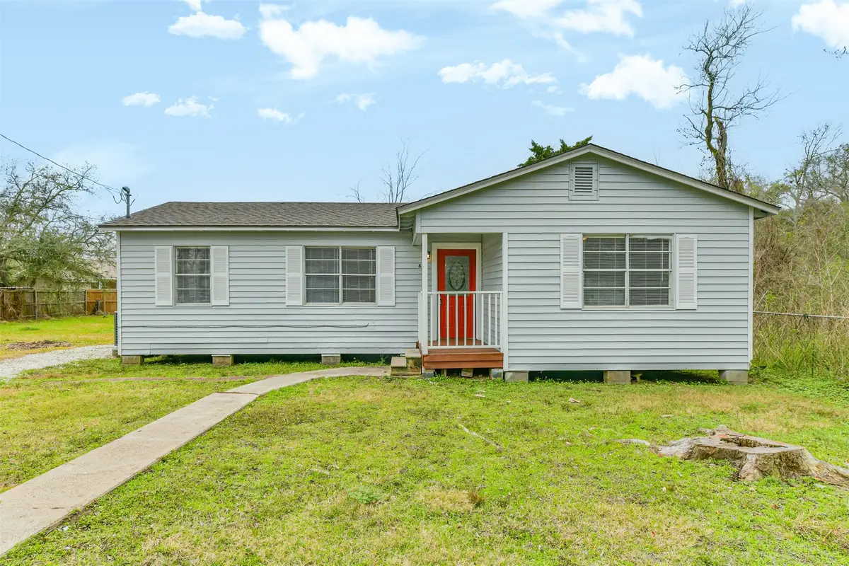 821 Robertson Street, Clute, TX 77531 - #1
