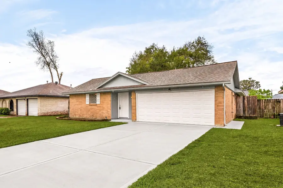 4222 San Augustine Avenue, Pasadena, TX 77503 - #3