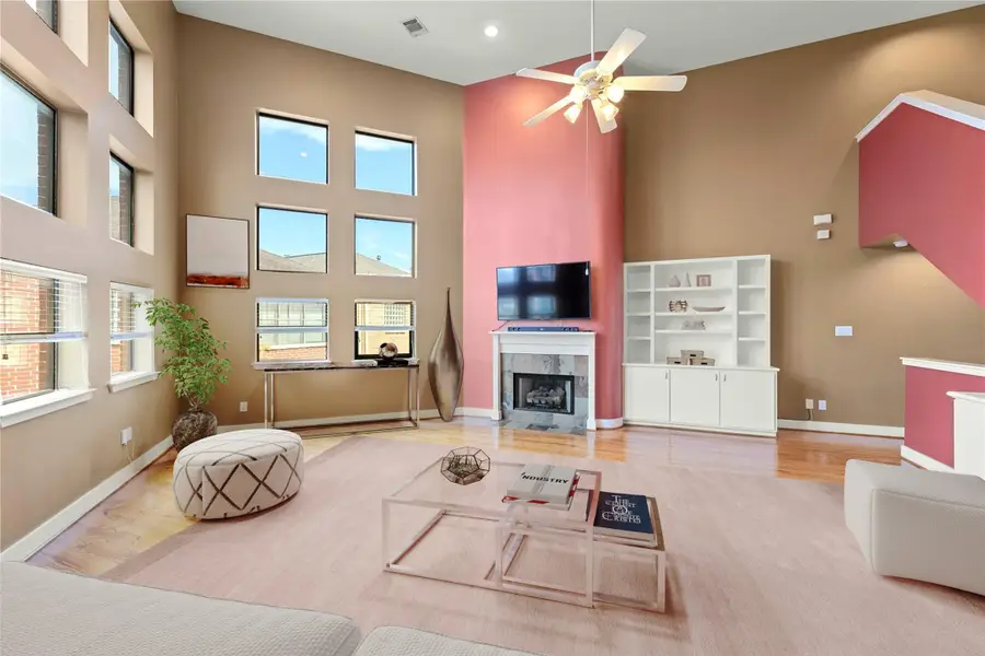 9813 Madeline Alyssa Court, Houston, TX 77025 - Image #3