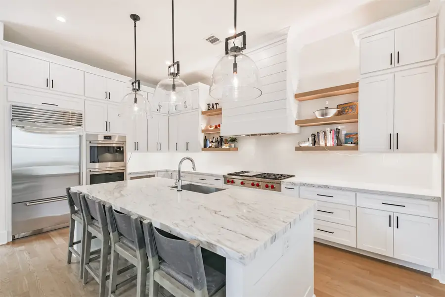 1410 Indiana Street, Houston, TX 77006 - Image #2