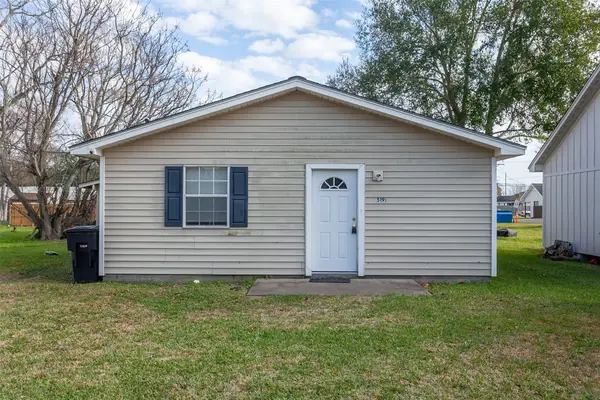 519 Atlanta Avenue, Nederland, TX 77627