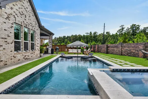 28198 White Meadow Lane, Spring, TX 77386