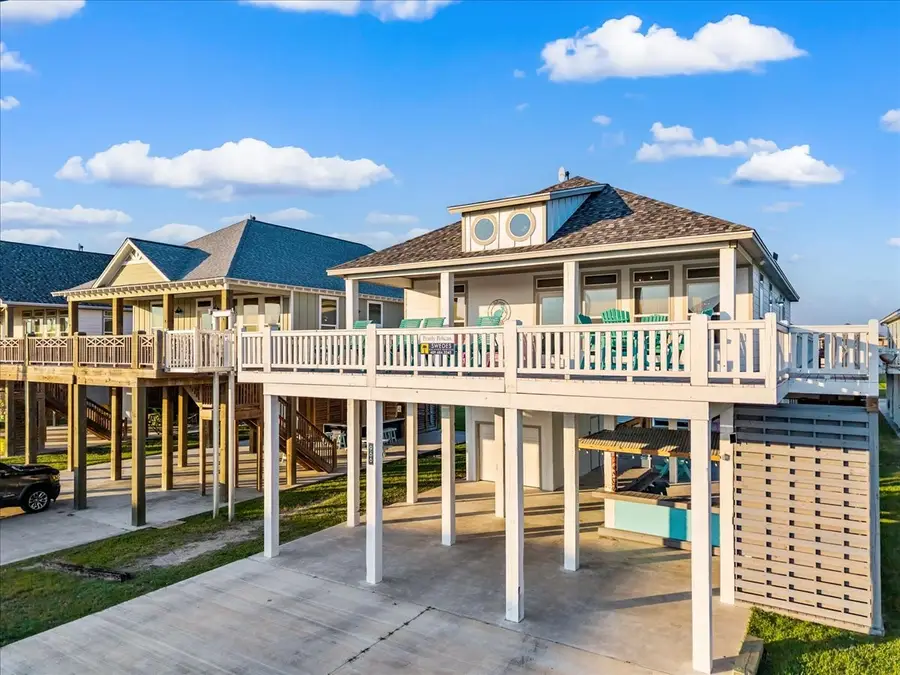 966 Pelican Lane, Port Bolivar, TX 77650 - #2