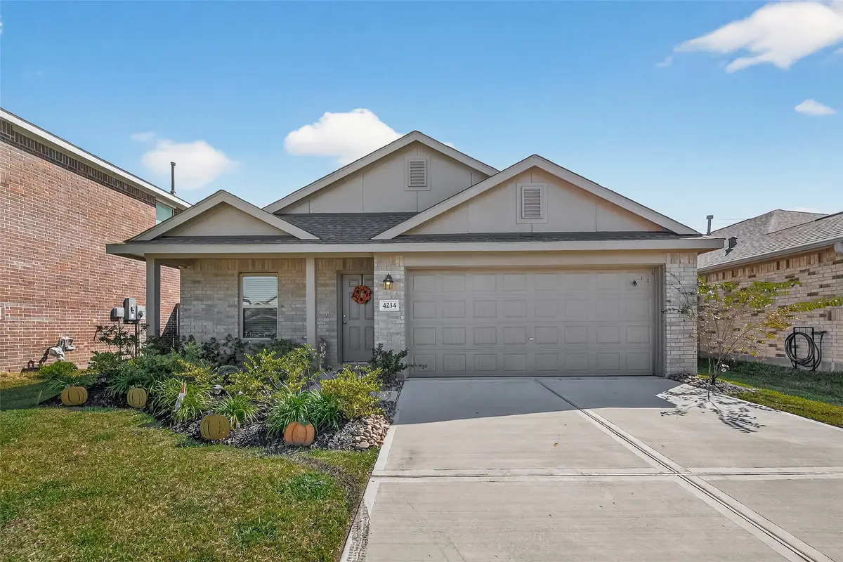 4234 Barrington Cove Lane, Baytown, TX 77521 - Image #1