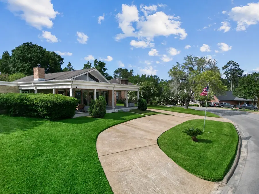 1617 Green Briar Drive, Huntsville, TX 77340 - #2