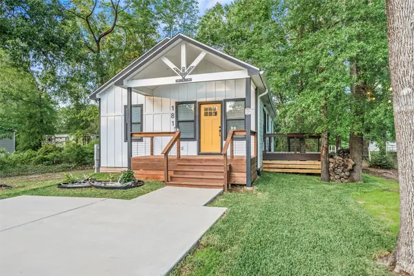 181 Acorn Lane, Point Blank, TX 77364