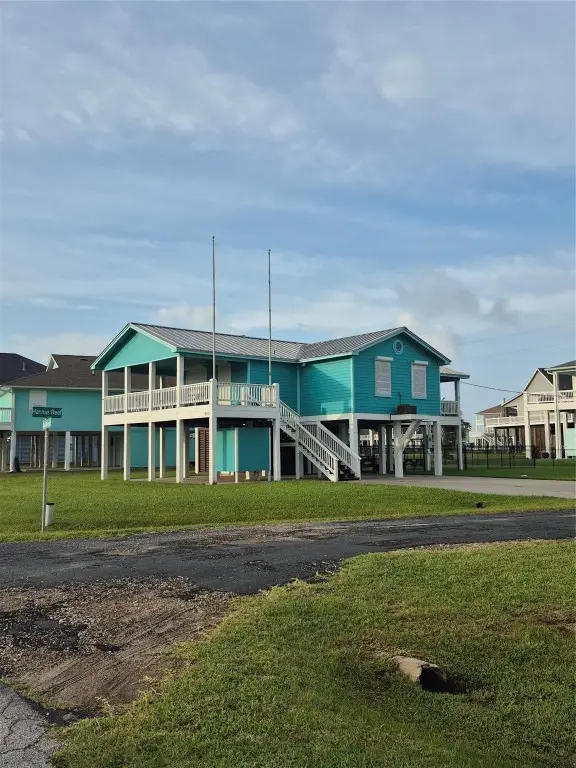 953 Sea Breeze, Crystal Beach, TX 77650 - #2