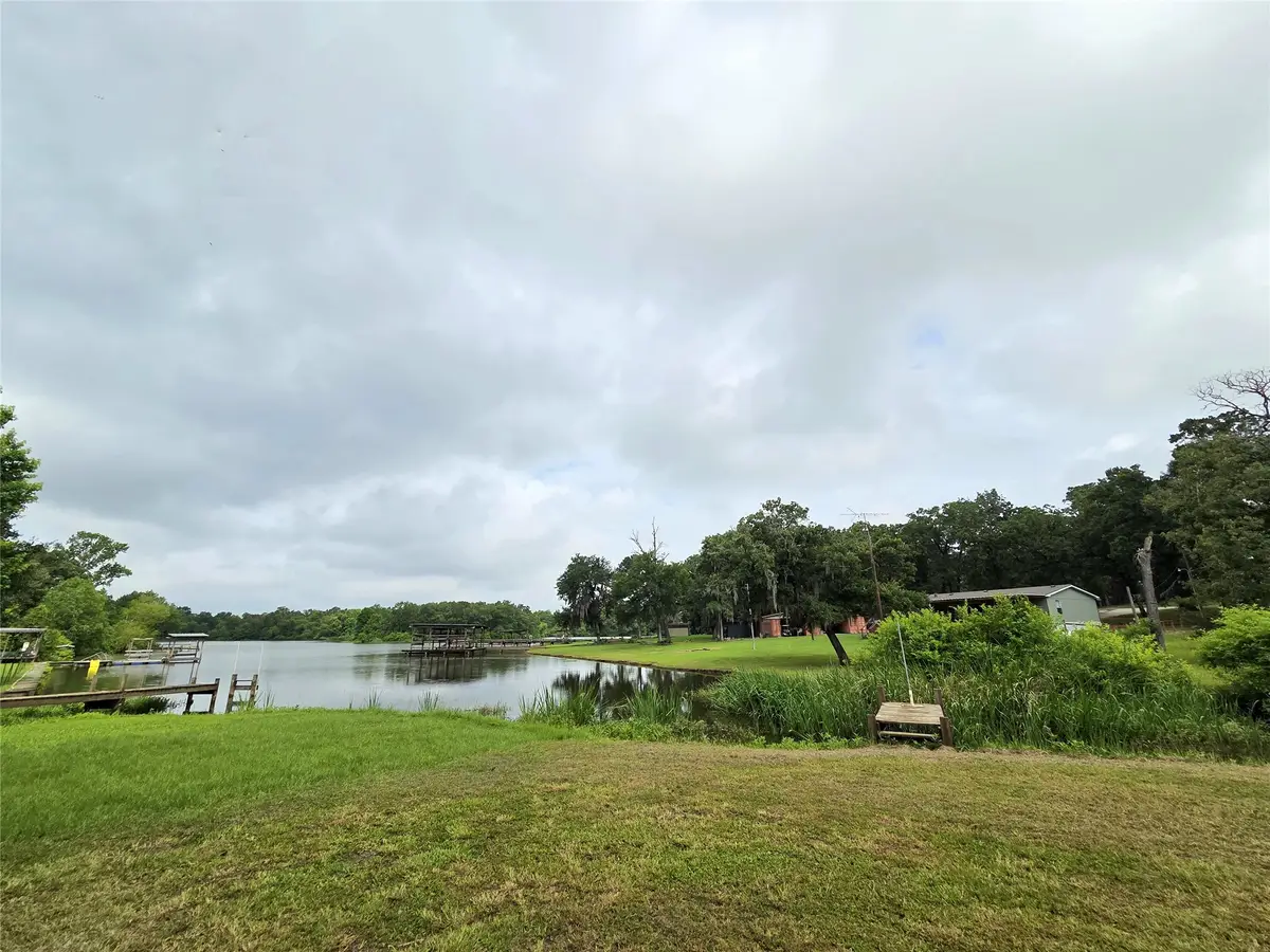 311 Chestnut Bend, Huntsville, TX 77320 - #1