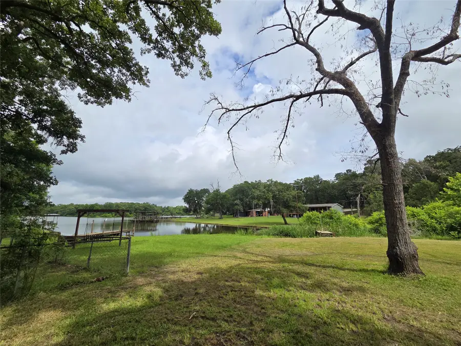 311 Chestnut Bend, Huntsville, TX 77320 - #3