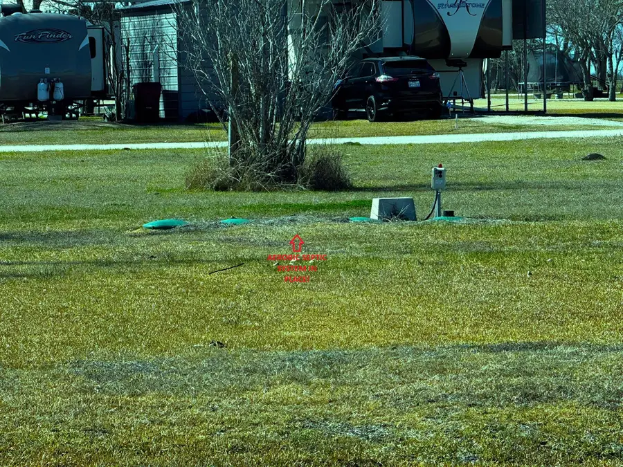 16 Meadowlark S, Palacios, TX 77465 - #2