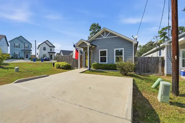 16740 Stonefield, Montgomery, TX 77316