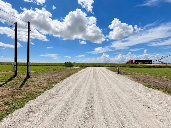 63 Coral Lane, Palacios, TX 77465
