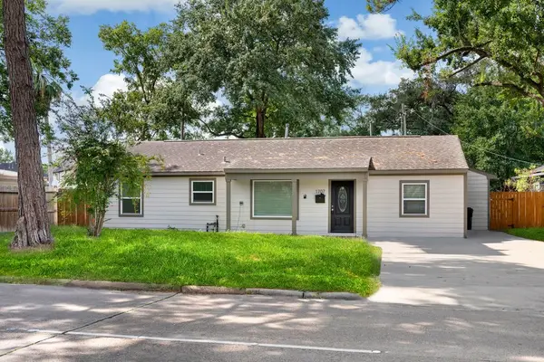 1707 W 43rd Street, Houston, TX 77018