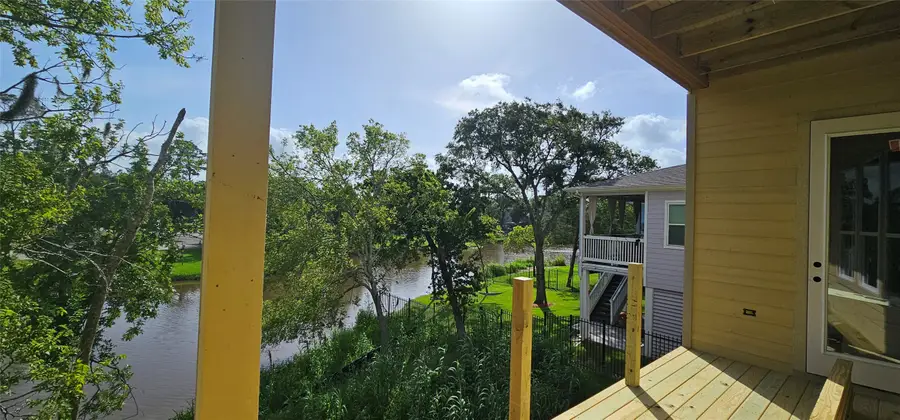3905 Peacock Isle Drive, Dickinson, TX 77539 - #2