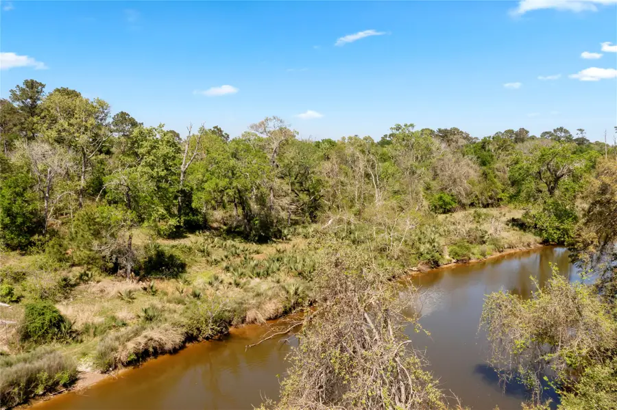 0 Cr 192, Liverpool, TX 77577 - Image #3