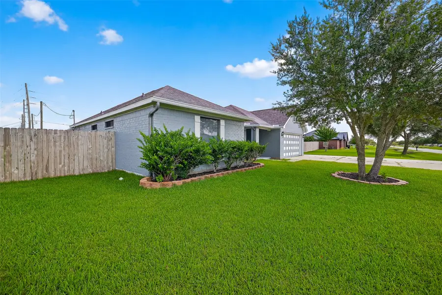 11310 Audrey Drive, Needville, TX 77461 - Image #3