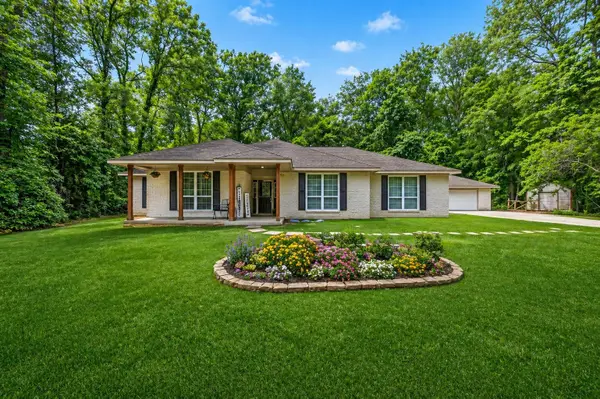 17136 Mustang Lane, New Caney, TX 77357