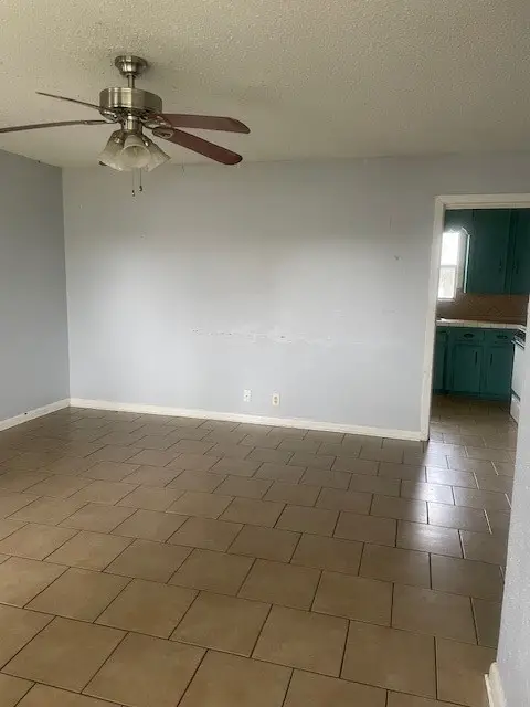 1710 14th Avenue N, Texas City, TX 77590 - #3