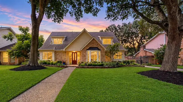 11007 Ella Lee Lane, Houston, TX 77042