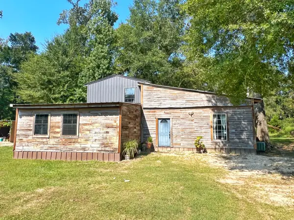 2599 Cr 131, Centerville, TX 75833