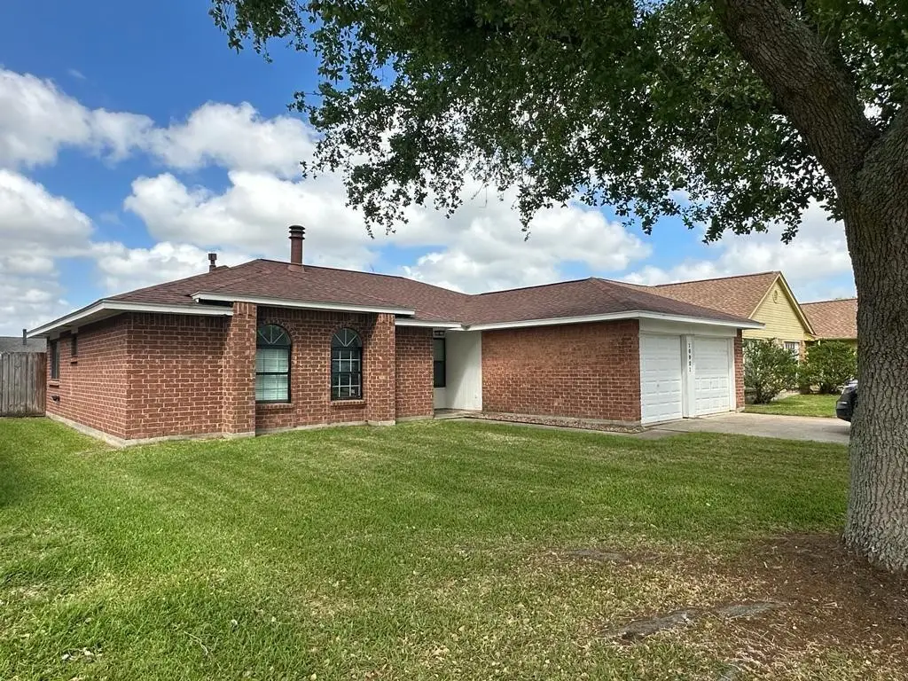 10921 Pecan Drive, La Porte, TX 77571 - #1