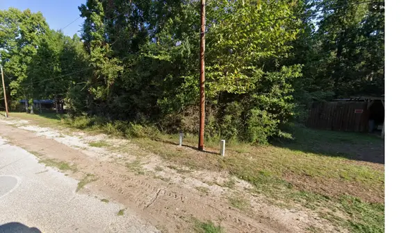 333 Holly Drive, Onalaska, TX 77360