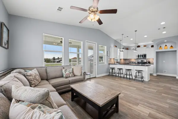 2117 Second Street, Port Bolivar, TX 77650